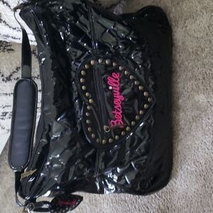 Betseyville Quilted Heart Carry-on